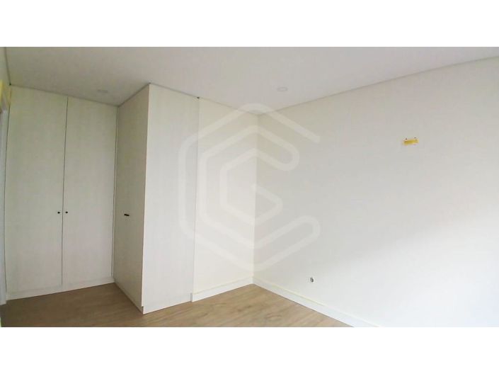 Image No.27-4 Bed Apartment for sale