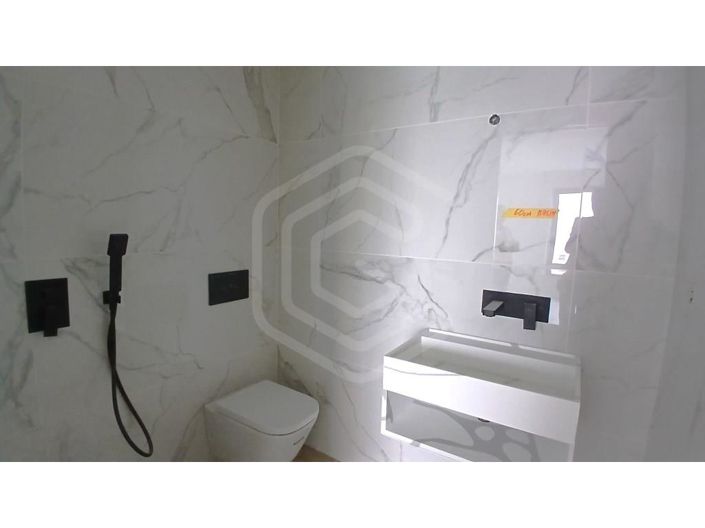 Image No.38-4 Bed Apartment for sale