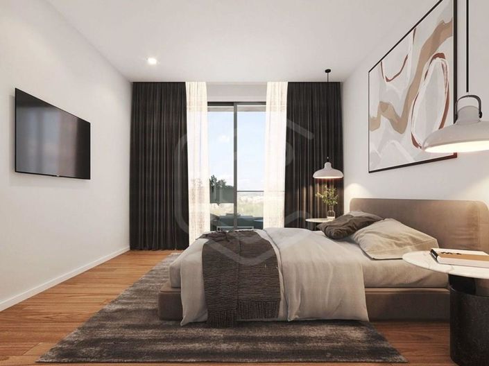 Image No.12-4 Bed Apartment for sale