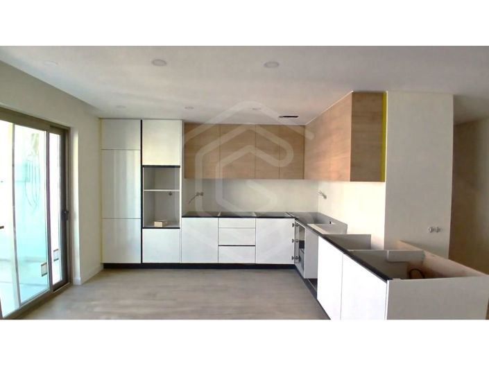 Image No.37-4 Bed Apartment for sale