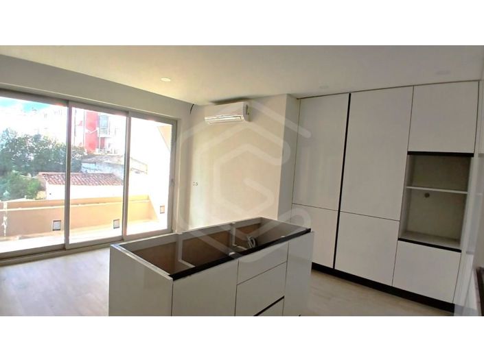 Image No.39-4 Bed Apartment for sale