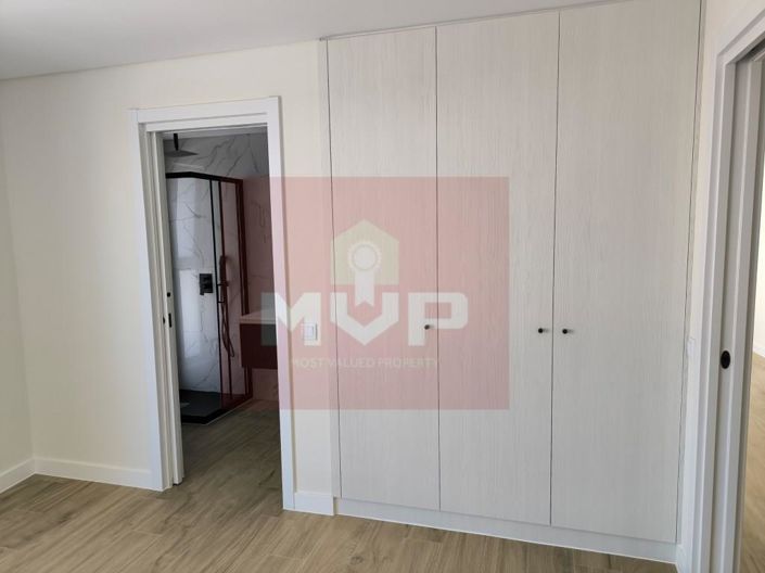 Image No.28-2 Bed Apartment for sale