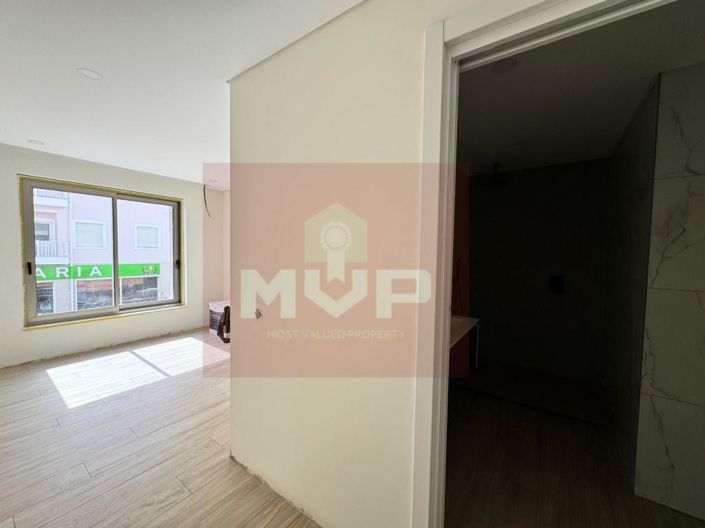 Image No.8-3 Bed Apartment for sale