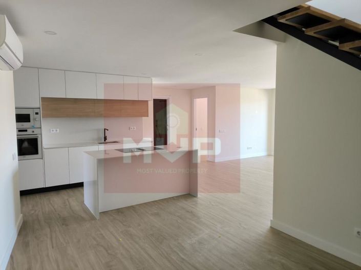 Image No.15-2 Bed Apartment for sale