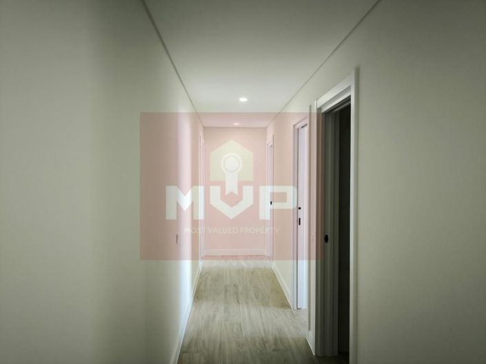 Image No.19-2 Bed Apartment for sale