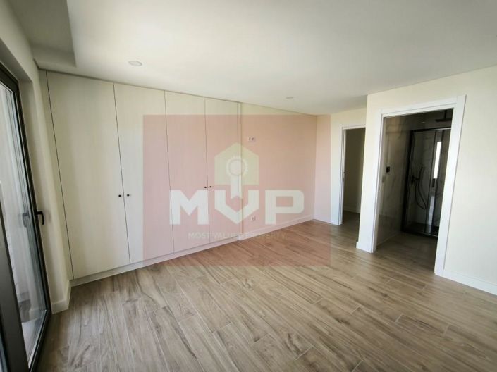 Image No.25-2 Bed Apartment for sale