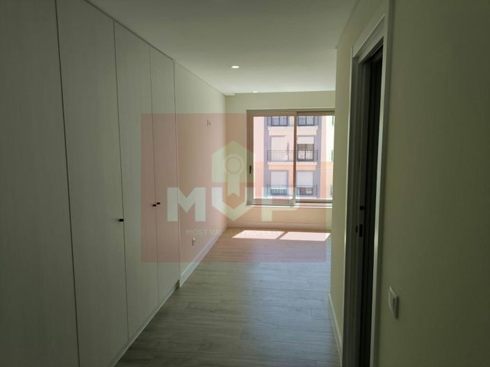 Image No.27-2 Bed Apartment for sale