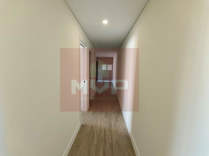 Image No.30-2 Bed Apartment for sale