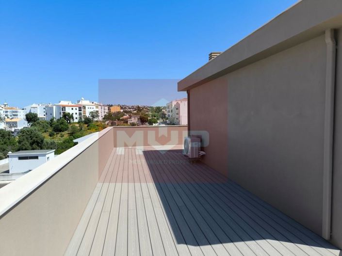 Image No.40-2 Bed Apartment for sale