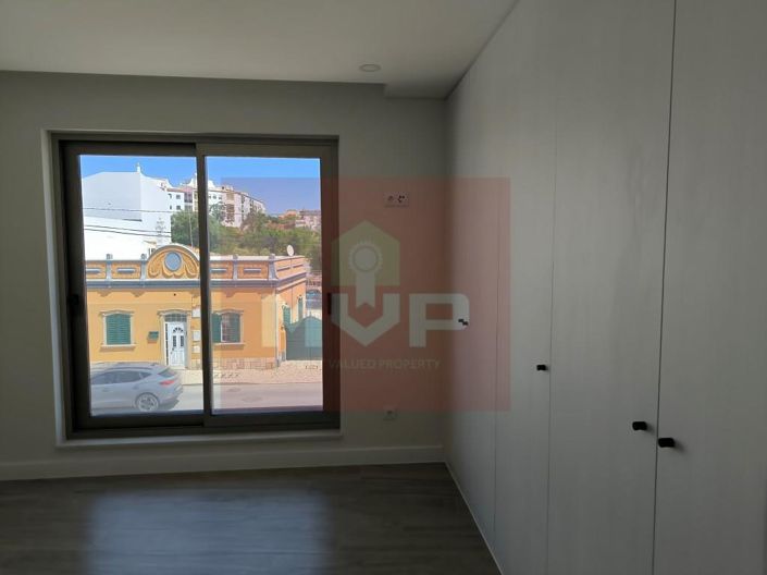 Image No.54-2 Bed Apartment for sale