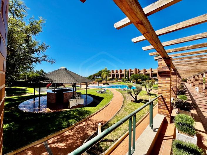 Image No.2-4 Bed Apartment for sale