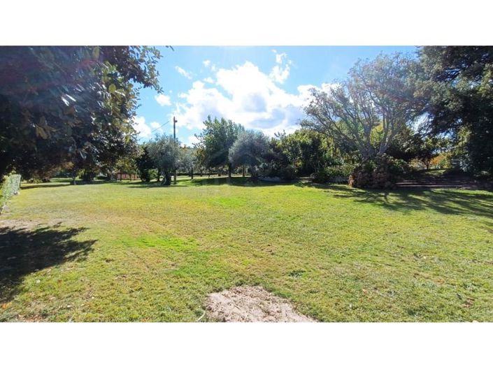 Image No.16-5 Bed House for sale