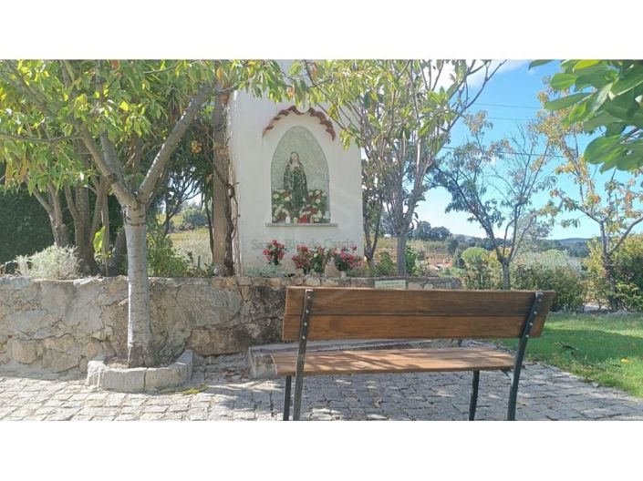 Image No.17-5 Bed House for sale