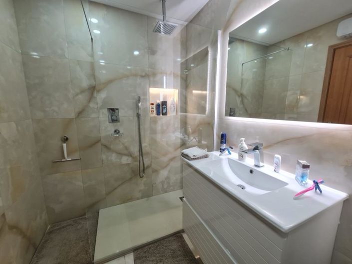 Image No.24-4 Bed Apartment for sale