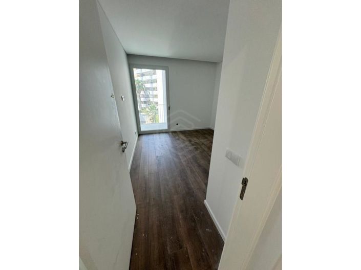 Image No.6-3 Bed Apartment for sale