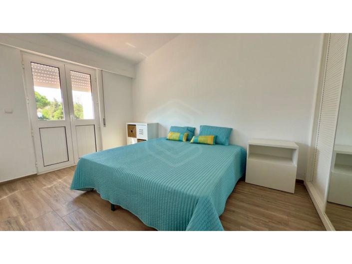 Image No.35-2 Bed House for sale