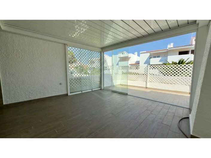 Image No.42-2 Bed House for sale