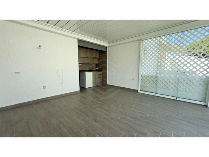 Image No.45-2 Bed House for sale