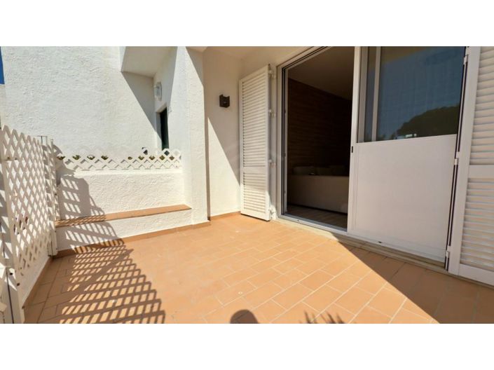 Image No.48-2 Bed House for sale