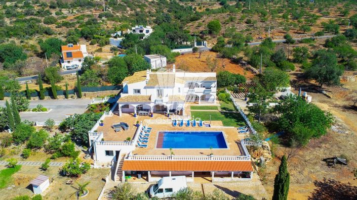 Image No.25-6 Bed House for sale