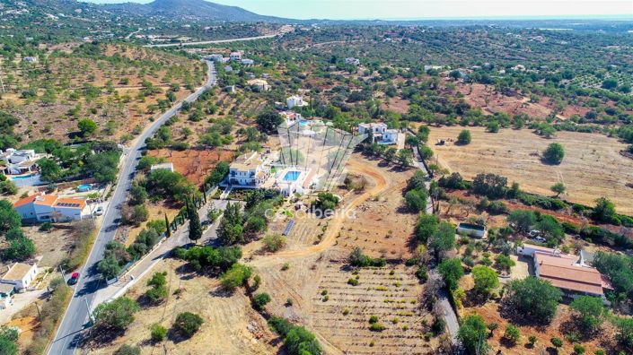 Image No.7-6 Bed House for sale