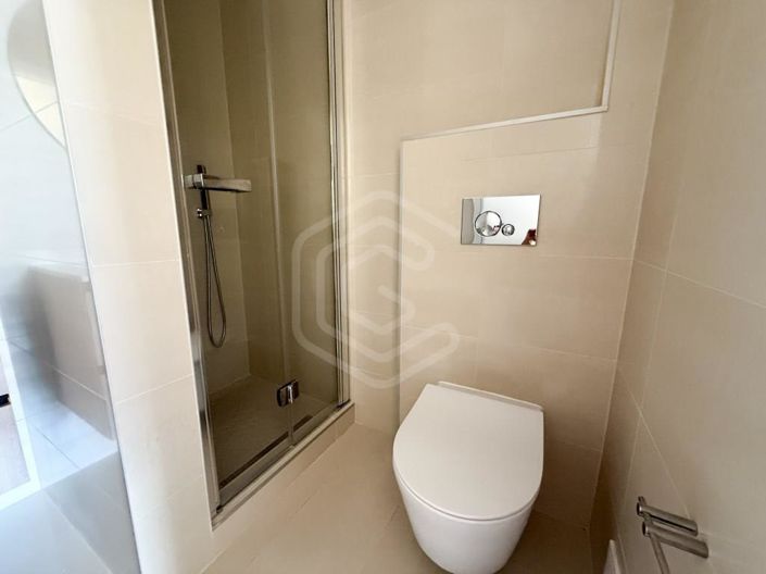 Image No.18-2 Bed House for sale