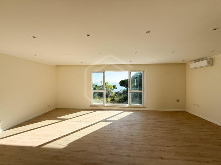 Image No.6-2 Bed House for sale