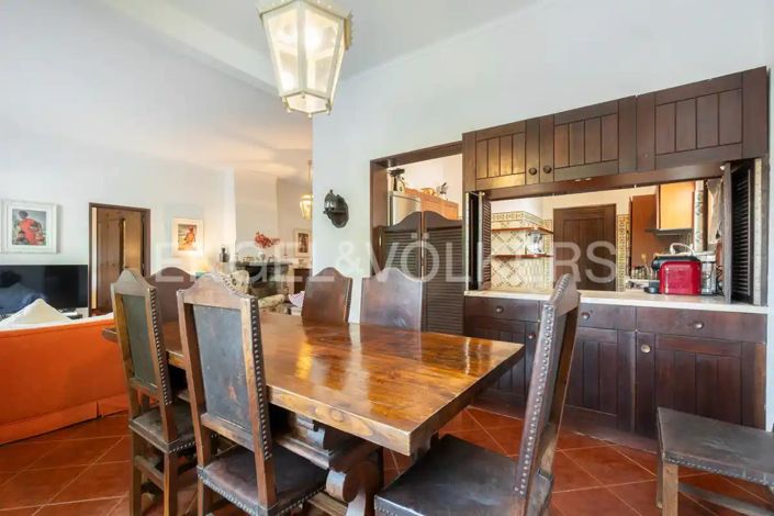 Image No.17-3 Bed House for sale