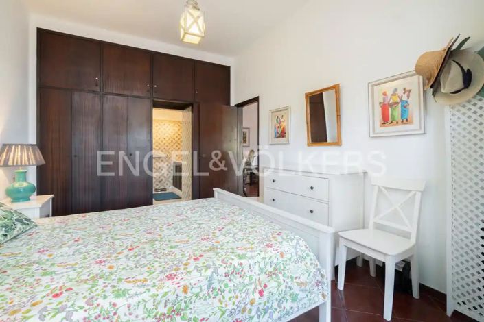 Image No.27-3 Bed House for sale