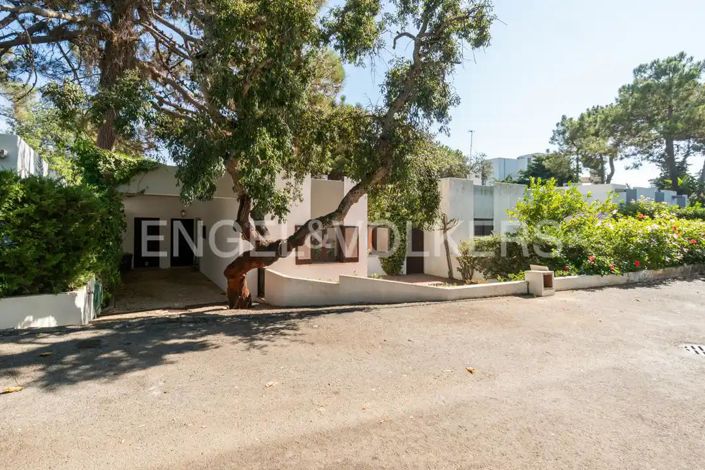 Image No.5-3 Bed House for sale