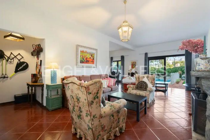 Image No.9-3 Bed House for sale