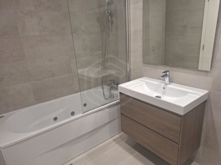 Image No.19-2 Bed Apartment for sale