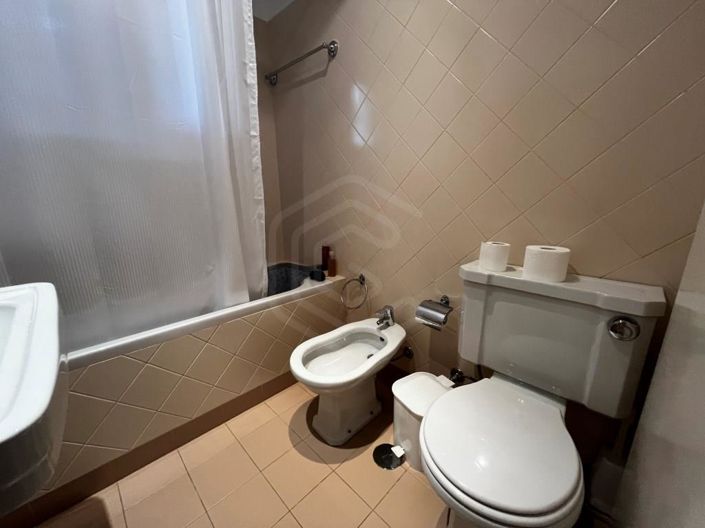 Image No.17-4 Bed House for sale