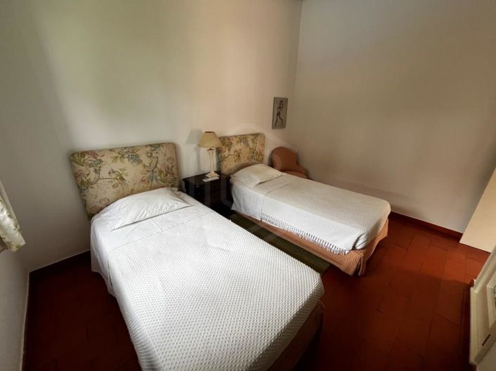 Image No.24-4 Bed House for sale