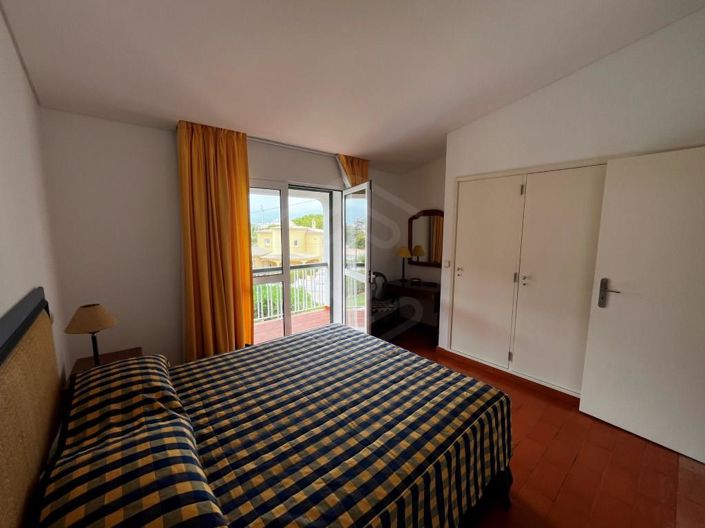 Image No.29-4 Bed House for sale