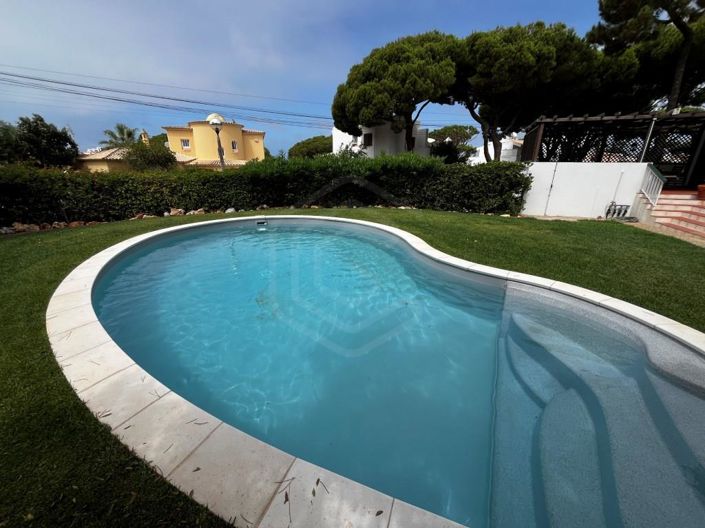 Image No.41-4 Bed House for sale