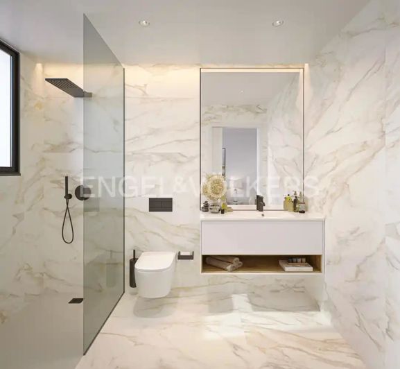 Image No.14-4 Bed House for sale