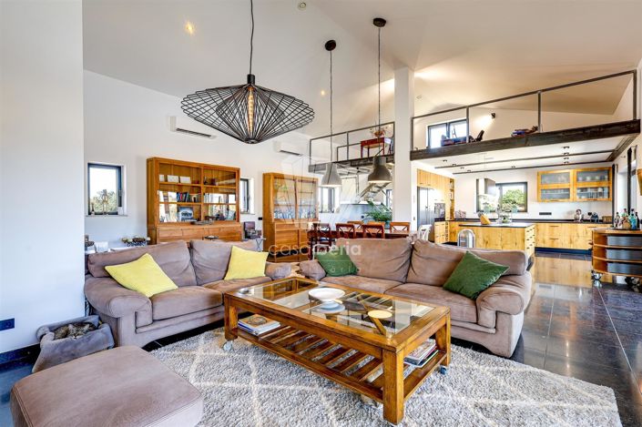 Image No.5-3 Bed House for sale