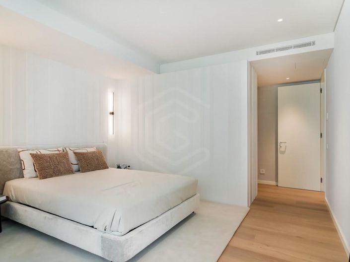 Image No.13-2 Bed Apartment for sale