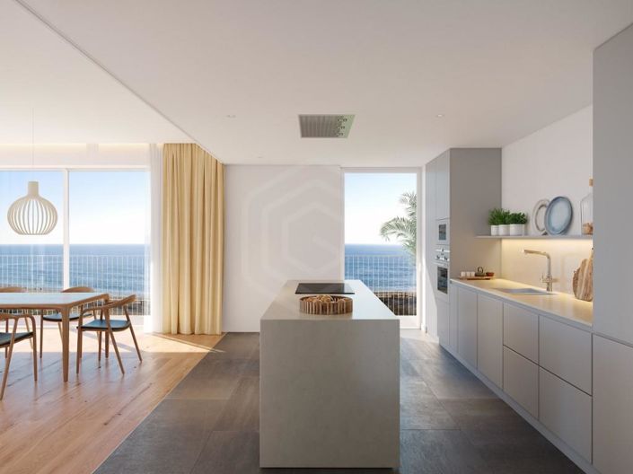 Image No.14-3 Bed Apartment for sale