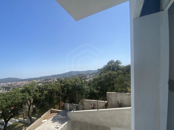 Image No.20-5 Bed House for sale