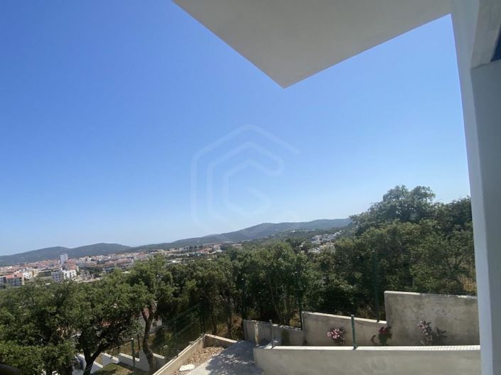 Image No.21-5 Bed House for sale