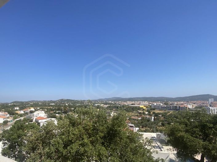 Image No.23-5 Bed House for sale