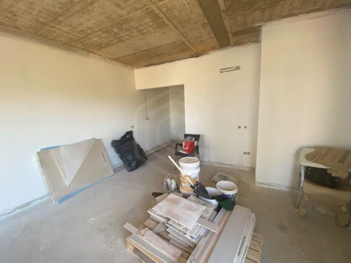 Image No.5-5 Bed House for sale