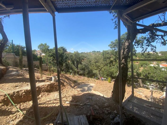 Image No.6-5 Bed House for sale