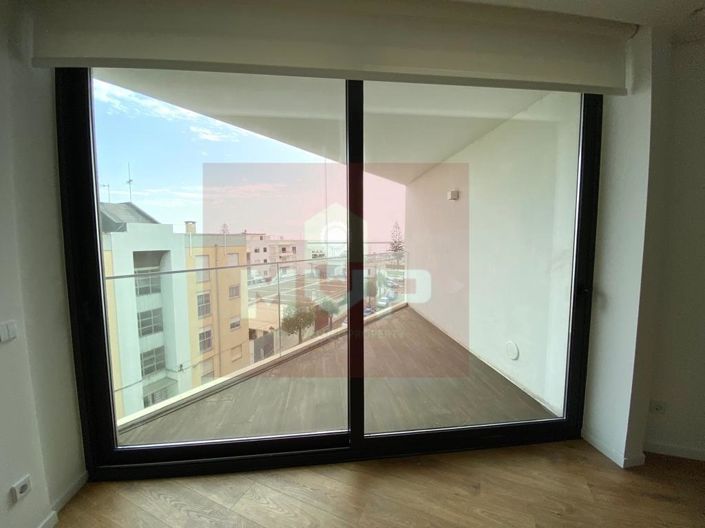 Image No.17-2 Bed Apartment for sale