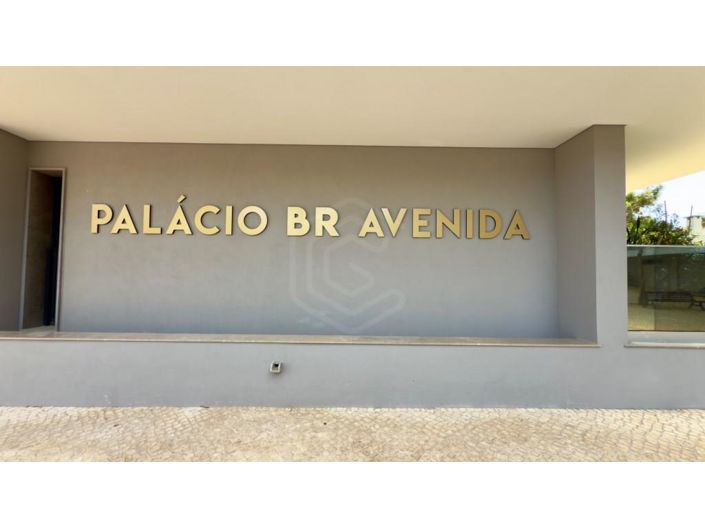 Image No.1-4 Bed Apartment for sale