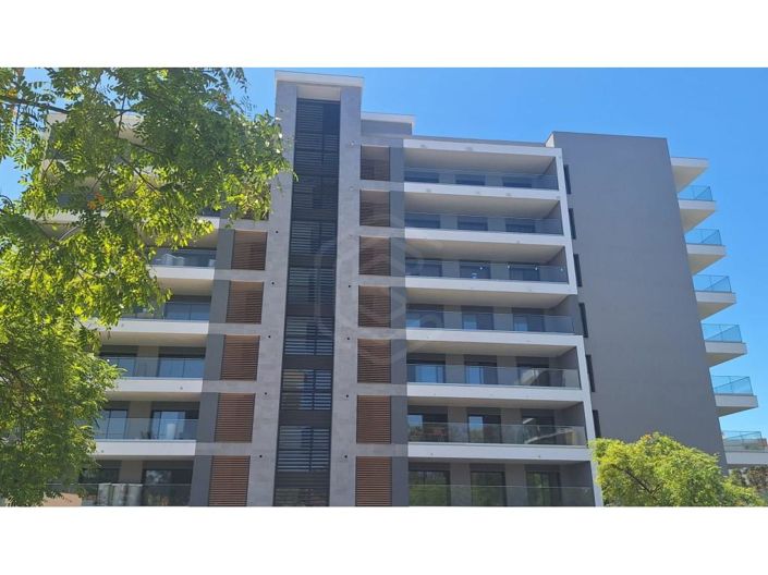 Image No.16-4 Bed Apartment for sale