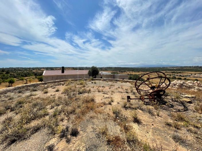 Image No.32-3 Bed House for sale