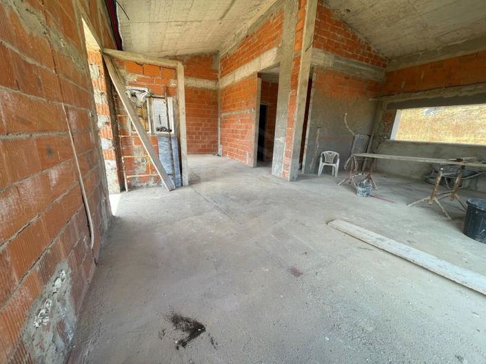 Image No.37-3 Bed House for sale